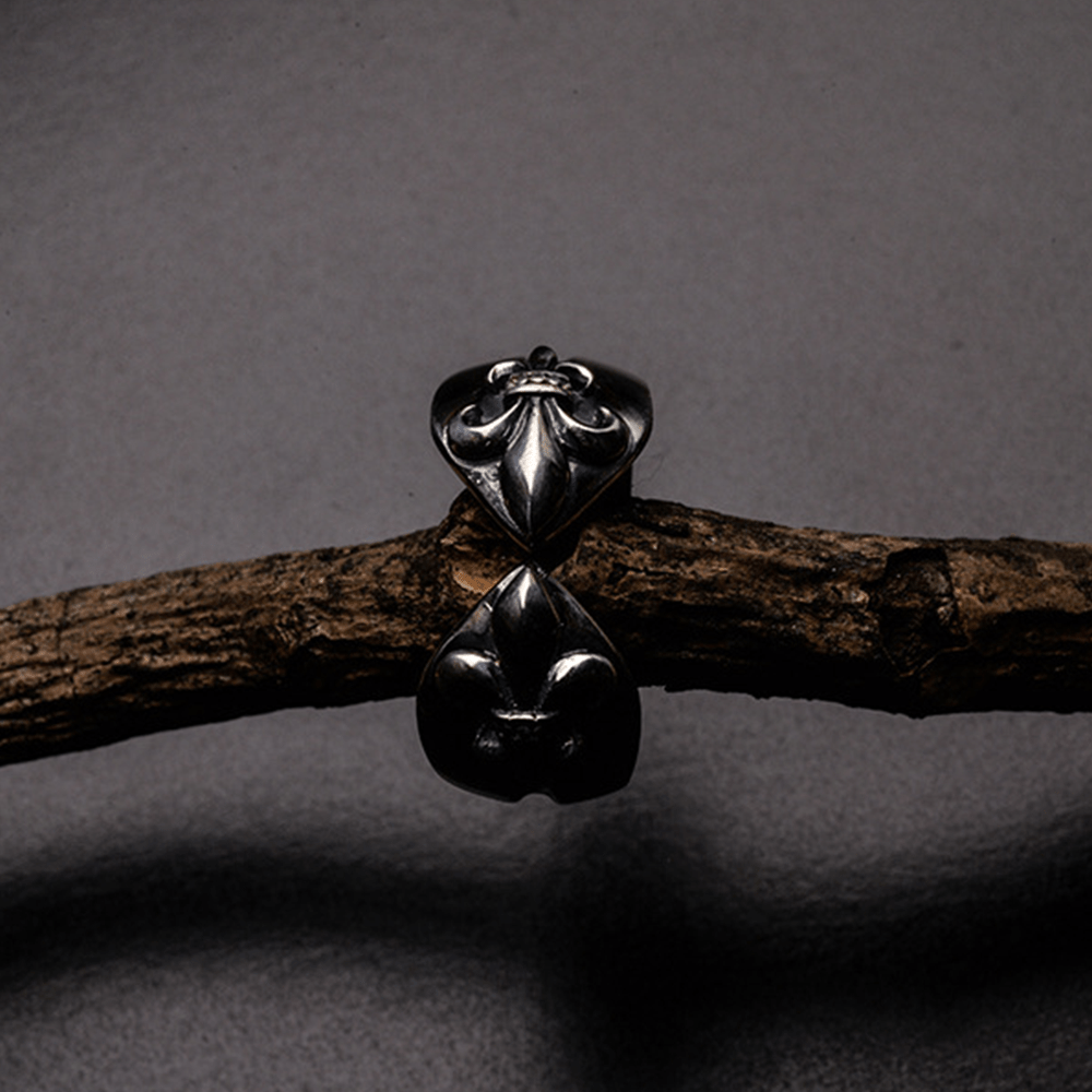 Medieval Retro Cross Iris Ring