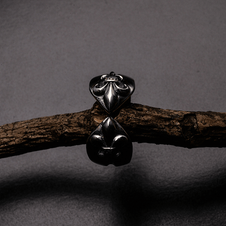 Medieval Retro Cross Iris Ring