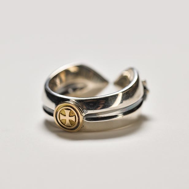 Medieval Retro Cross Iris Ring