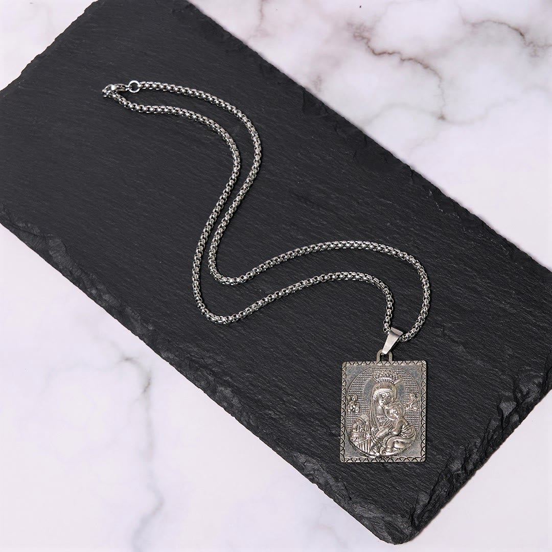 Classic Style Jesus & Mary Madonna and Child Saint Medal Pendant Necklace