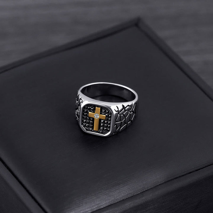 Classic Style Cracked Stone Pattern Cross Devine Faith Ring