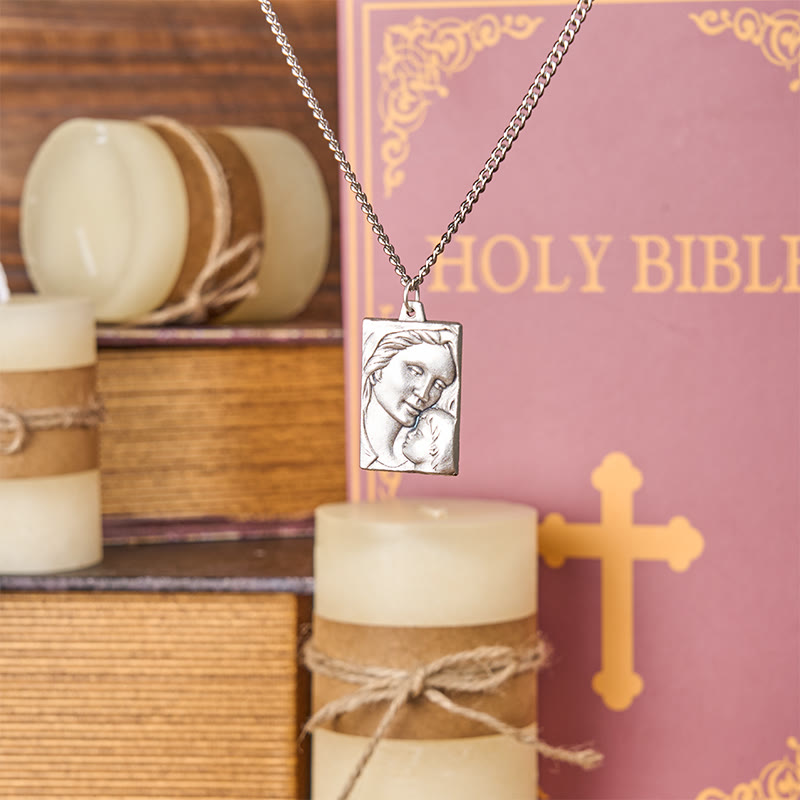 Classic Style Madonna And Child Crafted Embossed Amulet Pendant Necklace