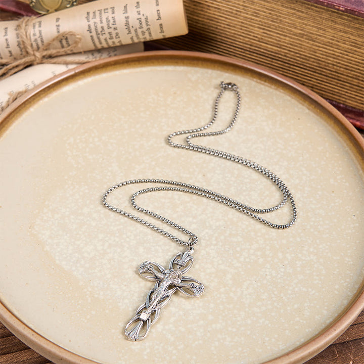 Retro Pattern Exclusive Craft Jesus Crucifix Amulet Pendant Necklace