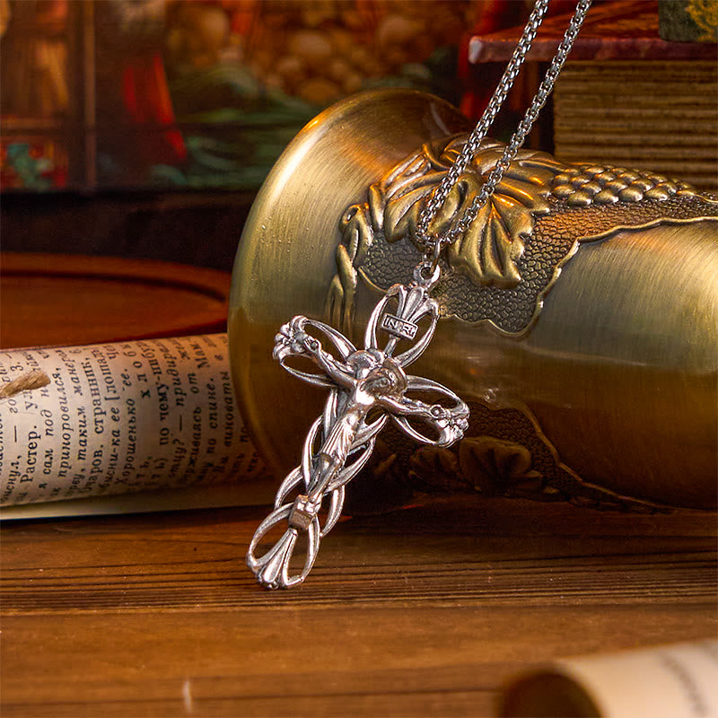 Retro Pattern Exclusive Craft Jesus Crucifix Amulet Pendant Necklace