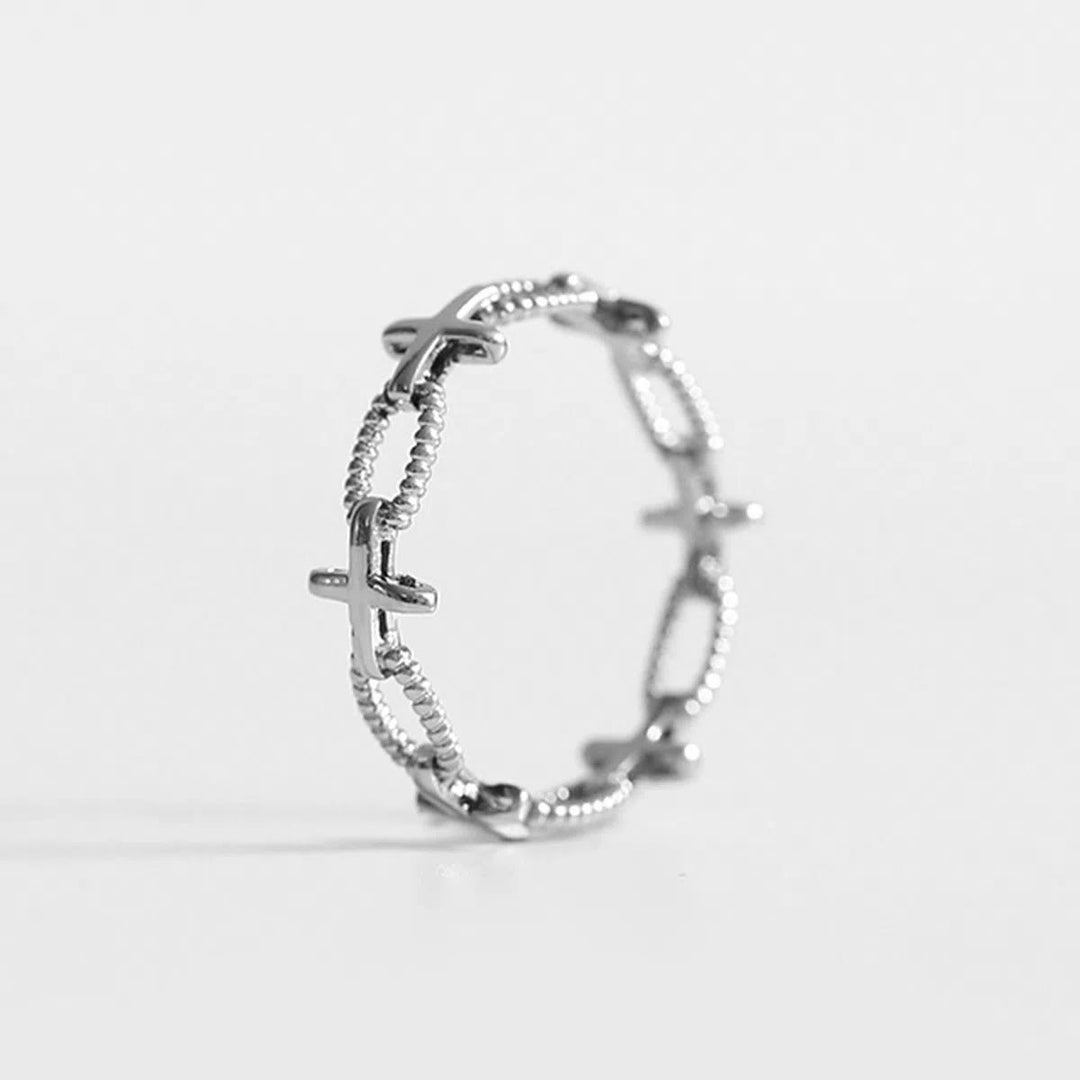 Minimalist Retro Style Cross Engraved Faith Ring