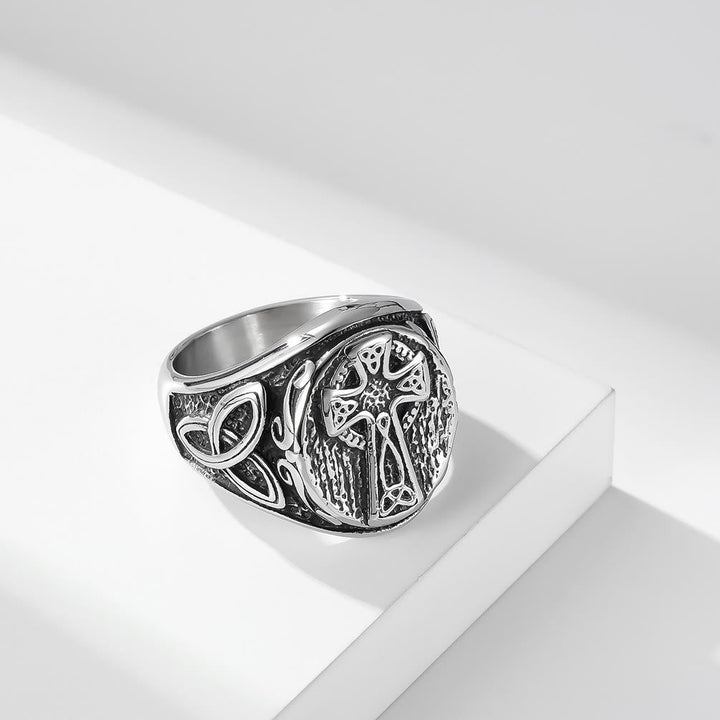 Eternal Faith Celtic Cross Ring - A Symbol of Timeless Devotion