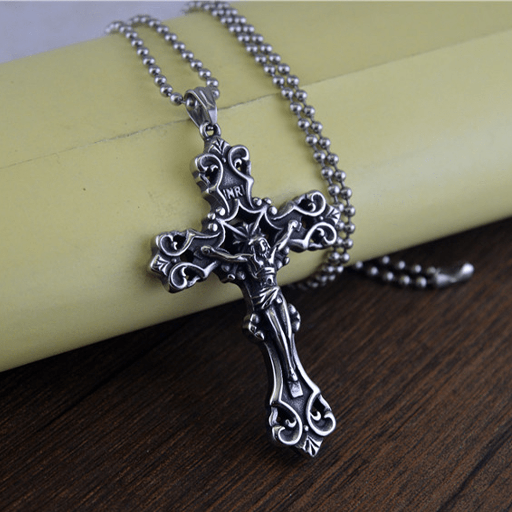 Ornate Crucifix Necklace - A Profound Symbol of Devotion Timeless Faith