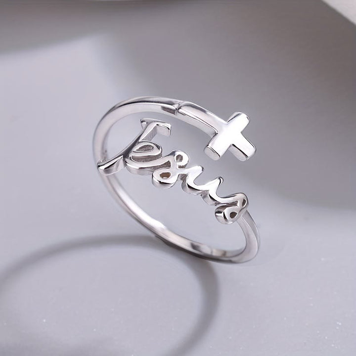 Jesus & Cross Ring: A Simple Yet Profound Testament of Faith