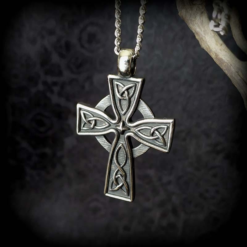 Vintage Trinity Sacred Celtic Cross Necklace: A Divine Symbol of Faith and Heritage
