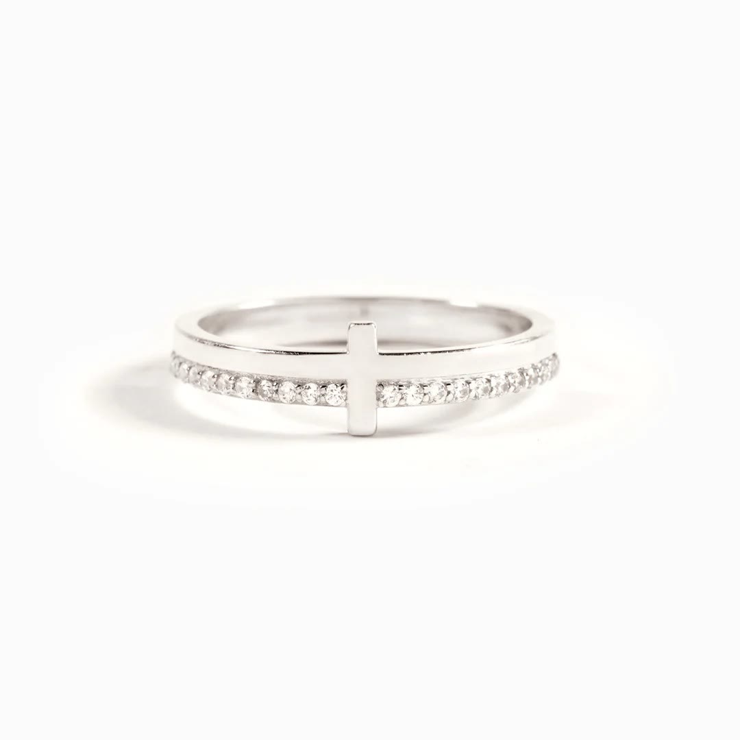 925 Silver Cross Minimalist "Never Quit" Ring: A Symbol of Belief and Uplift
