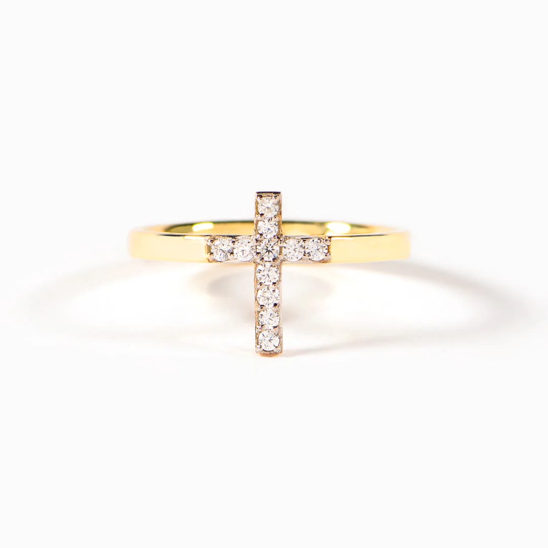 925 Silver Cross & "Trust God" Ring: Symbols of Hope