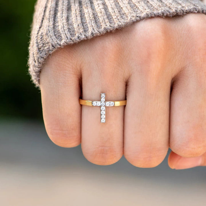 925 Silver Cross & "Trust God" Ring: Symbols of Hope