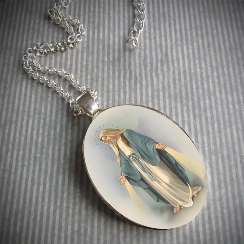 Pray Virgin Mary Blessed Pendant Miraculous Medal Necklace