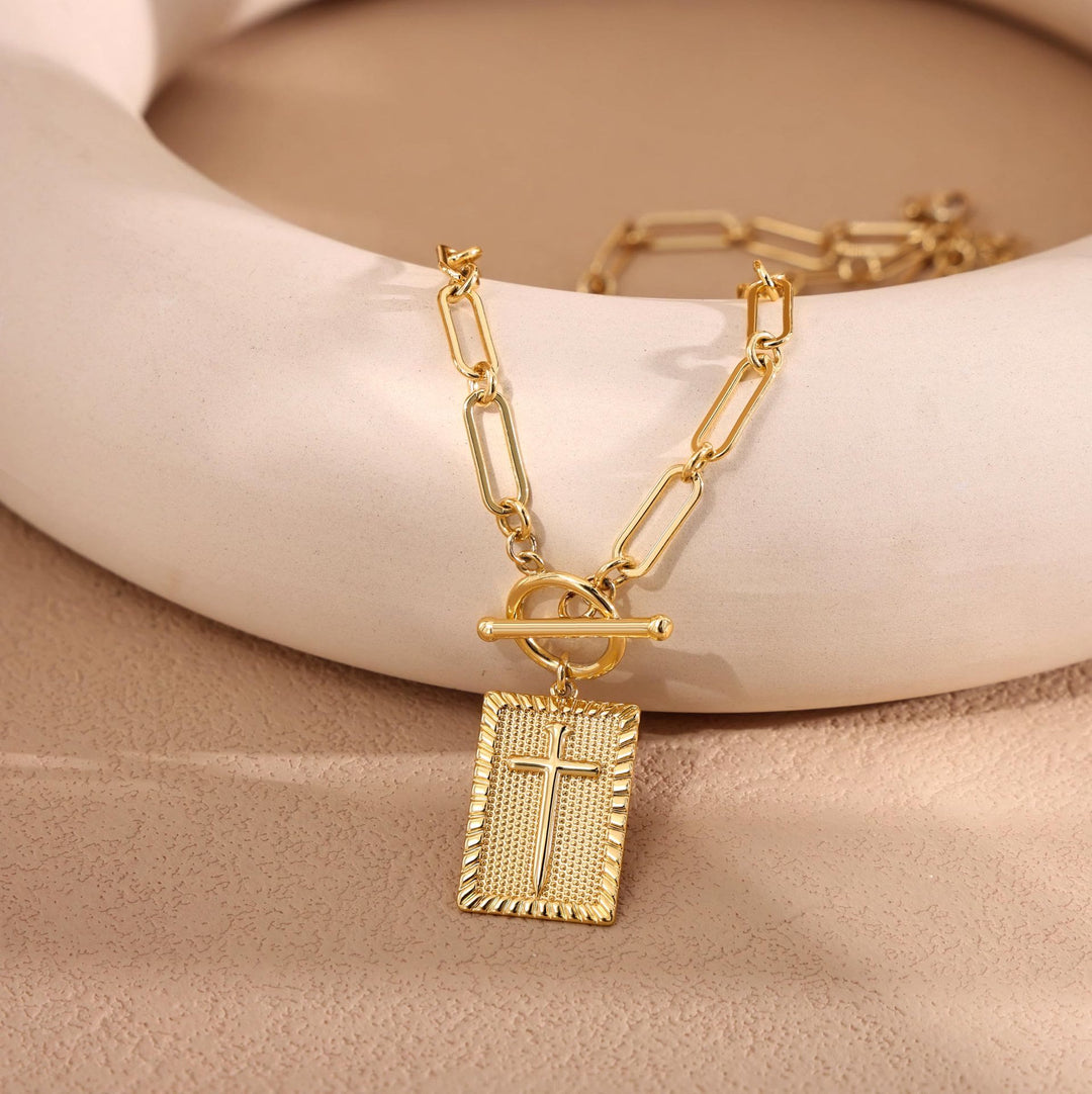 Cross Tag Necklace: Daily Reminder of Faith & Artistic Craft for Believers