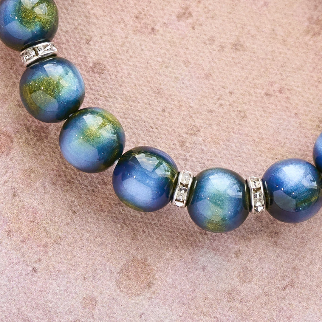 Shimmering Cross Resin Beads Bracelet: Tender Devotion for Daily Moments