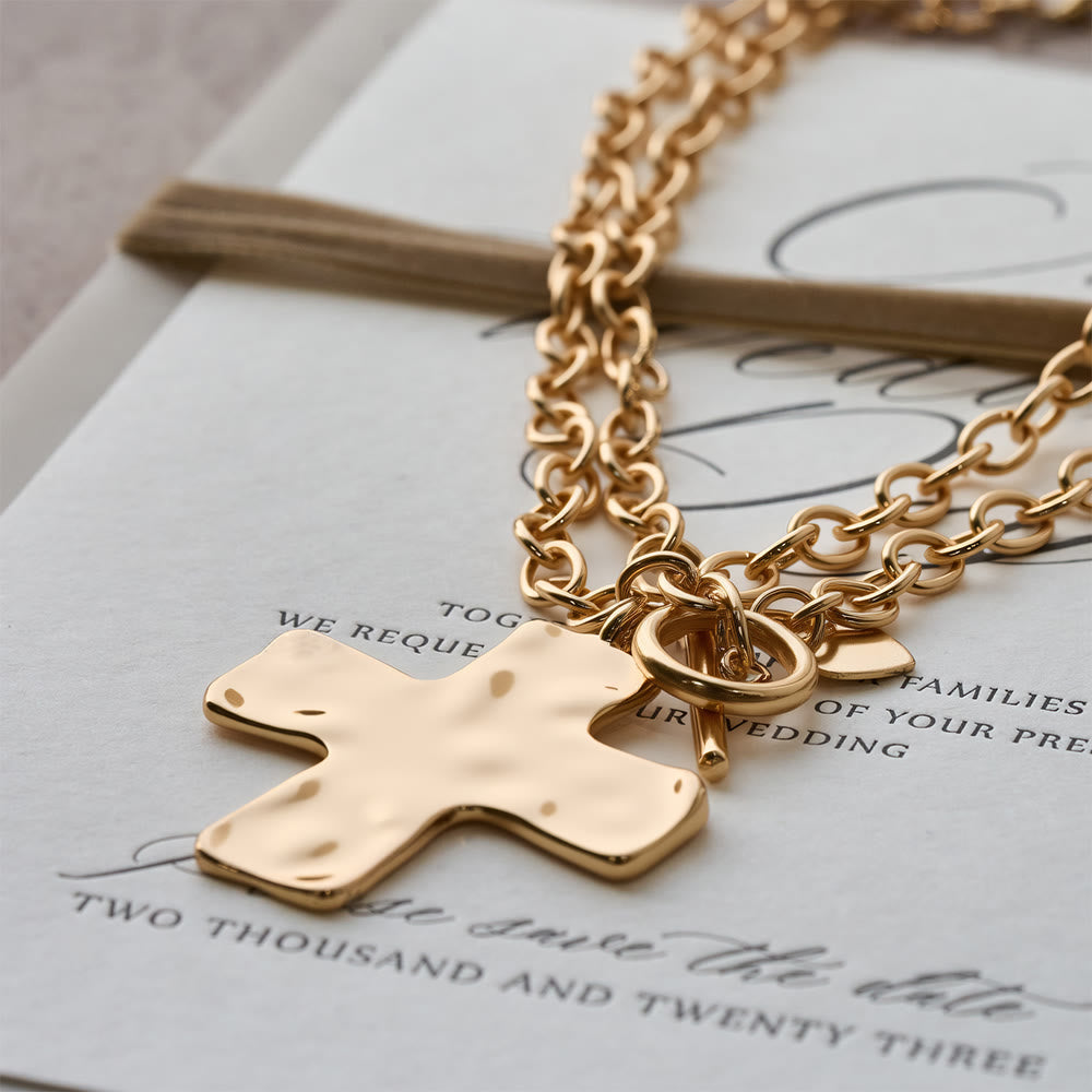 Hammered Cross Series Necklace: Contemporary Faith & Stylish Devotion