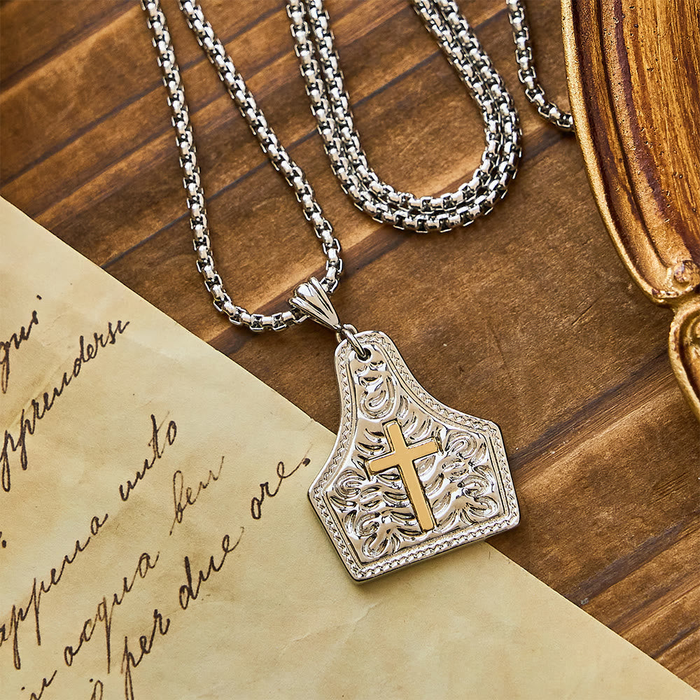 Ornate Cross Pendant Necklace: Steadfast Faith for Daily Wear