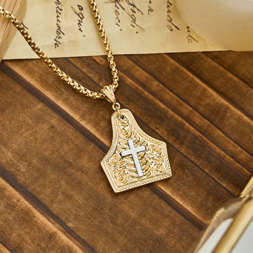 Ornate Cross Pendant Necklace: Steadfast Faith for Daily Wear