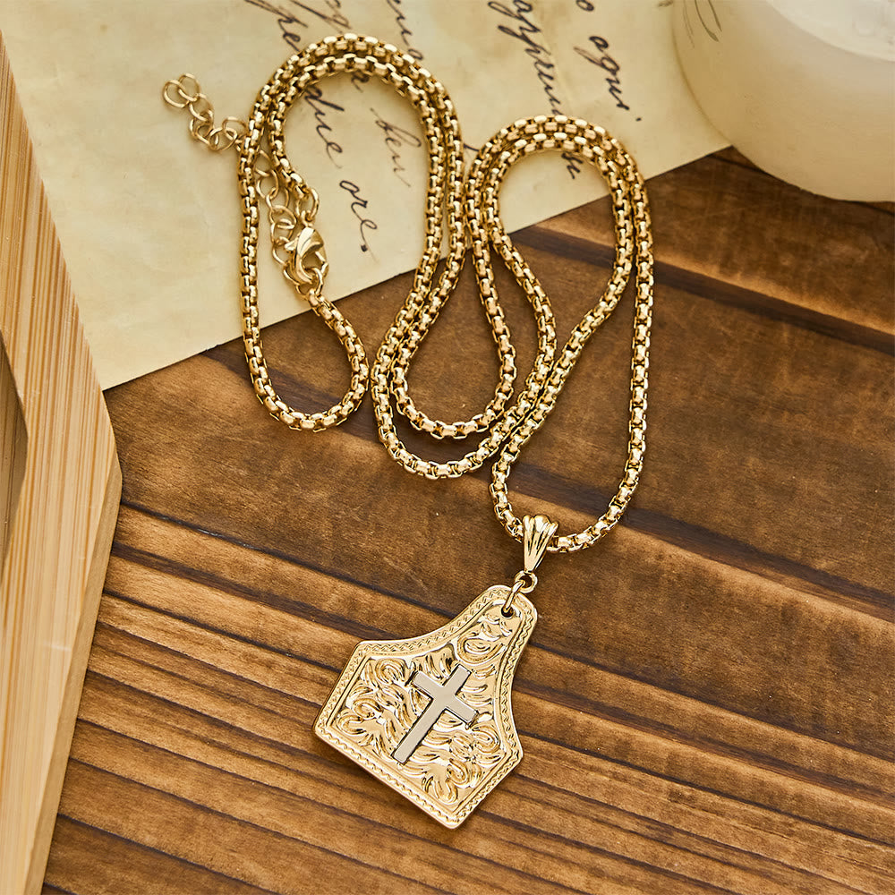 Ornate Cross Pendant Necklace: Steadfast Faith for Daily Wear