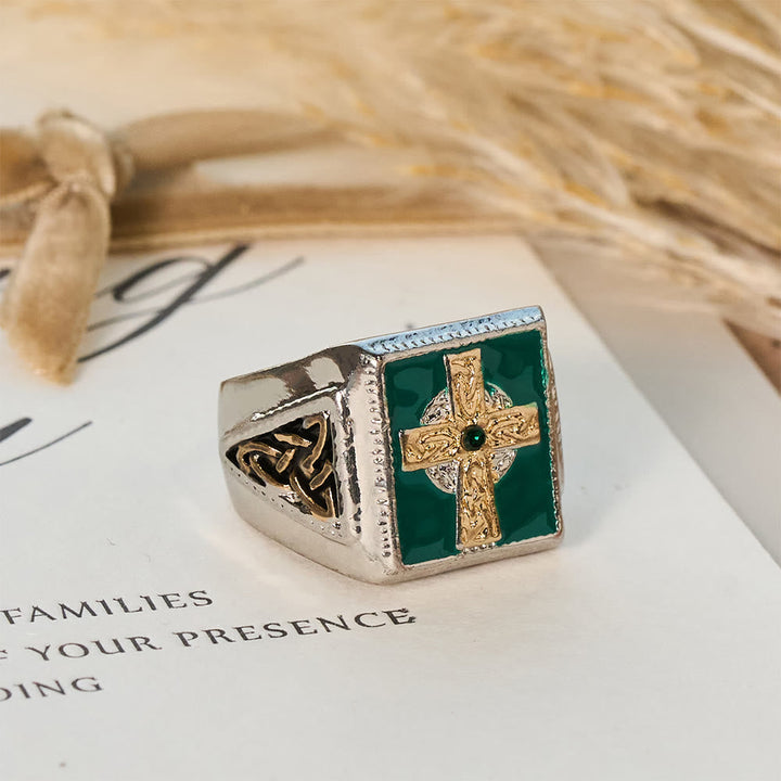 Vintage & Classic Crucifix Irish Celtic Blessing Ring: A Symbol of Elegance