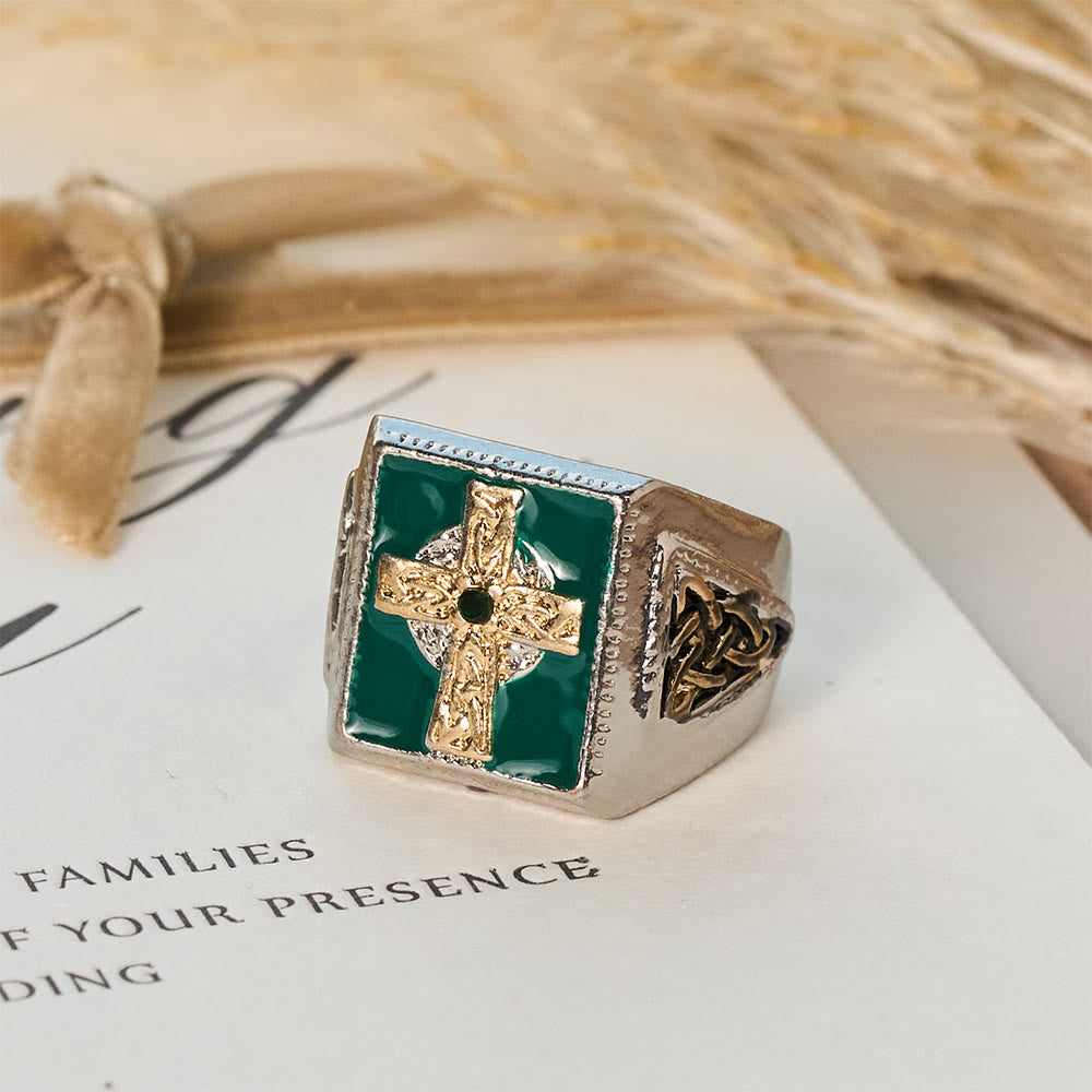 Vintage & Classic Crucifix Irish Celtic Blessing Ring: A Symbol of Elegance