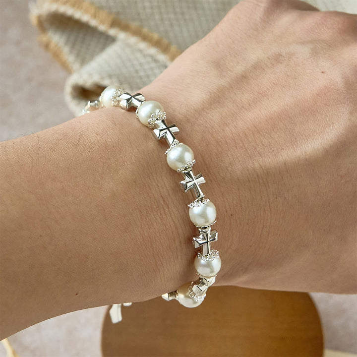 Silver Cross Accent Beaded Bracelet: Embody the Grace of Prayerful Reflection