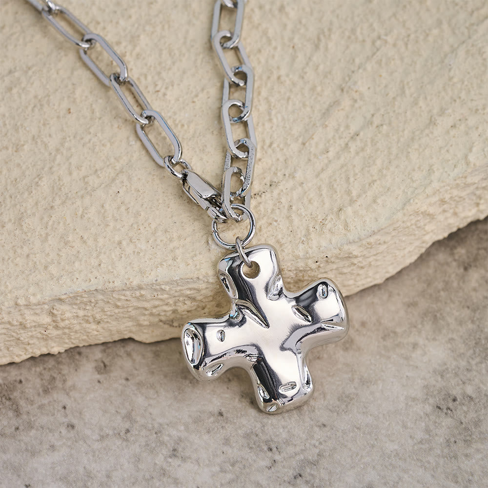 Minimalist Cross Paperclip Link Chain Necklace: A Symbol of Modern Faith & Style