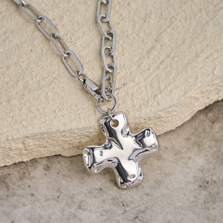 Minimalist Cross Paperclip Link Chain Necklace: A Symbol of Modern Faith & Style