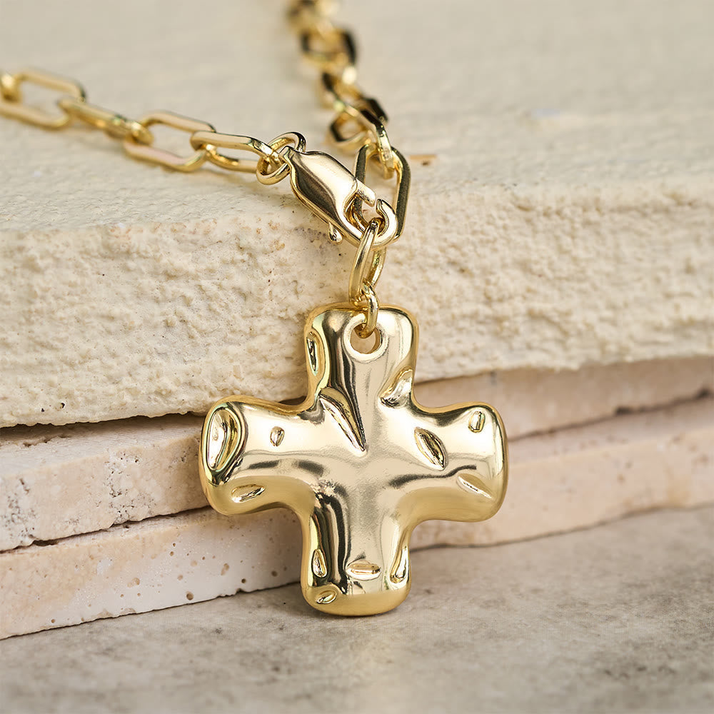 Minimalist Cross Paperclip Link Chain Necklace: A Symbol of Modern Faith & Style