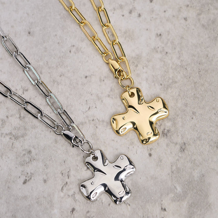 Minimalist Cross Paperclip Link Chain Necklace: A Symbol of Modern Faith & Style