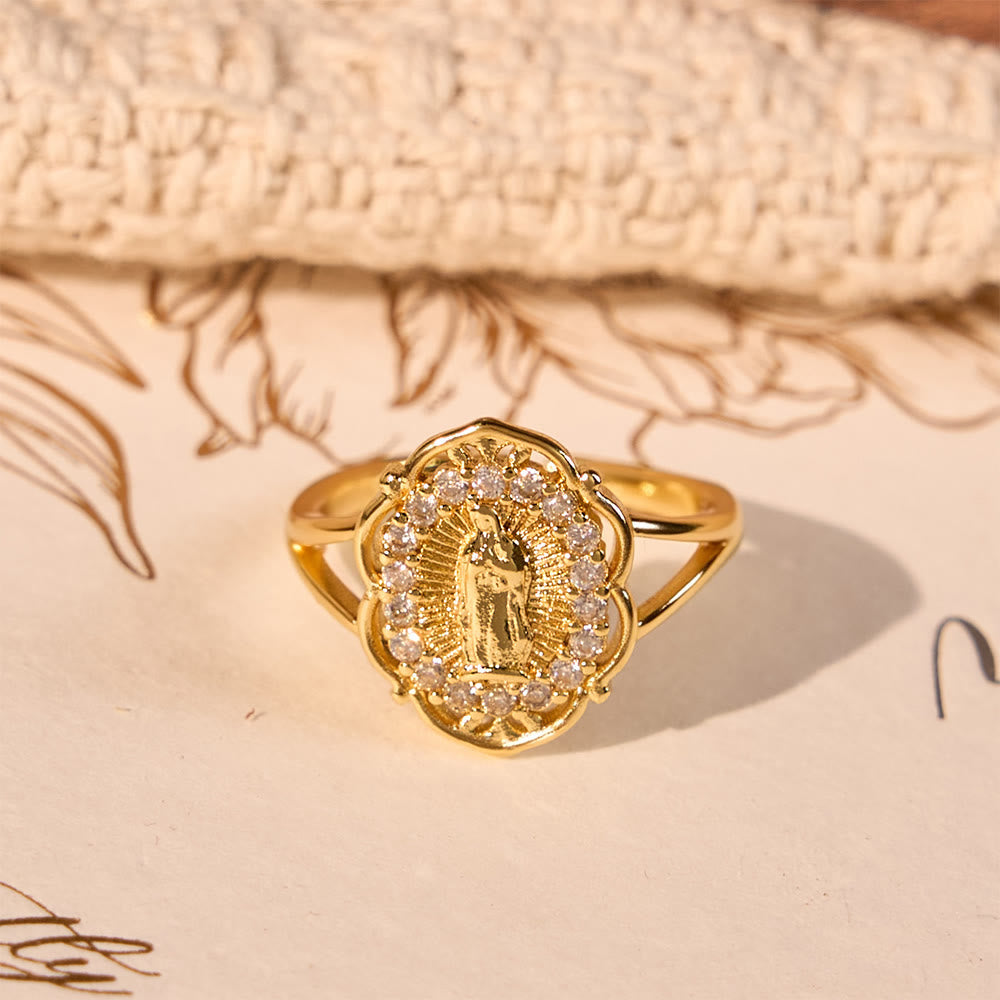 Ornate Golden Filigree Our Lady Ring: Merging Elegance with Spiritual Grace