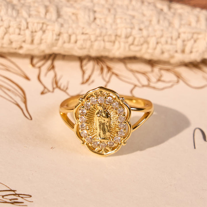 Ornate Golden Filigree Our Lady Ring: Merging Elegance with Spiritual Grace