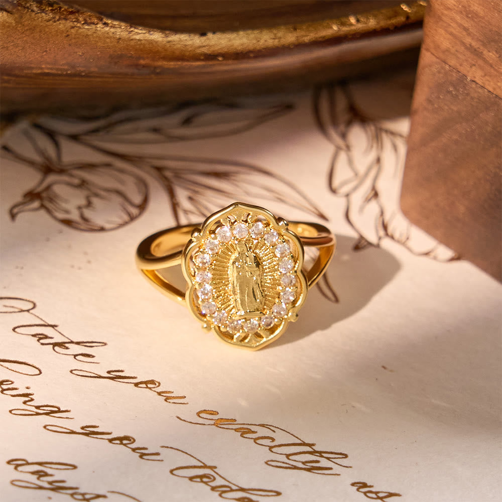 Ornate Golden Filigree Our Lady Ring: Merging Elegance with Spiritual Grace