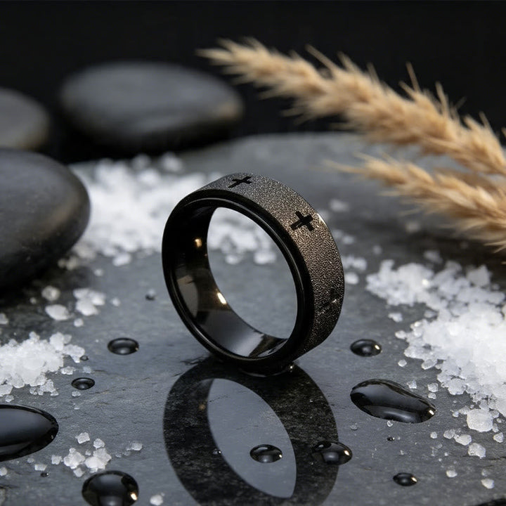 Rotating Cross Spinner Stress-relieving Ring: Emblem of Unshakable Faith