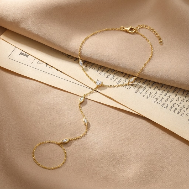 Selene Wave Hand Chain