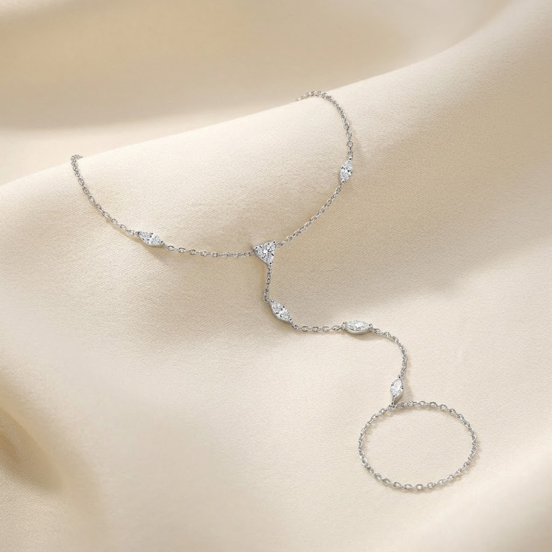 Silva Veil Hand Chain