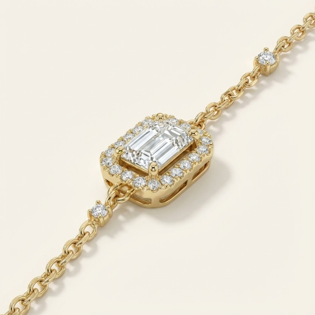 Emera Line Hand Chain