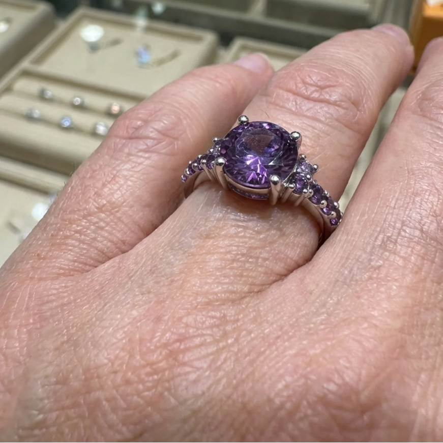 Celia Virelyn Ring | White Gold