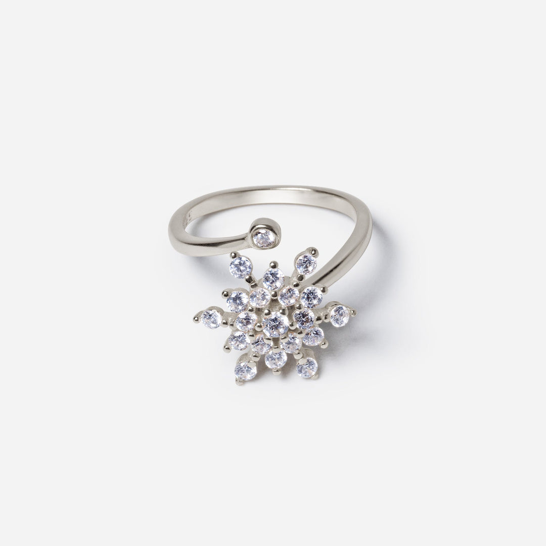 Eira Spinner Anxiety Ring