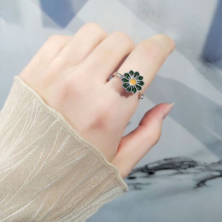 Spinner ring for anxiety pink and green daisy flower